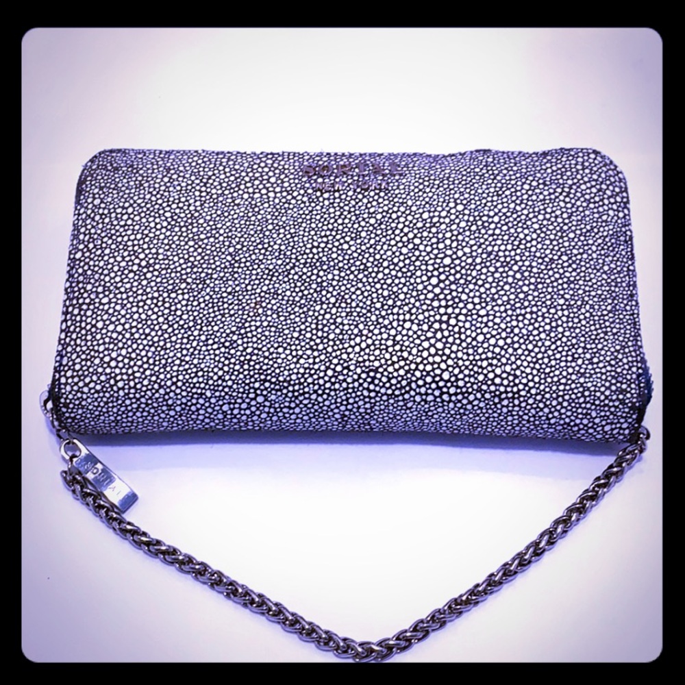 GU SORIAL NY Oceana ZIP Around Womens Wristlet